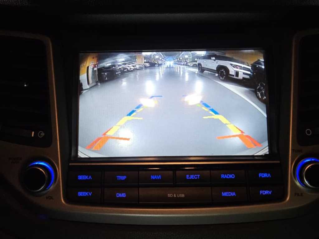 HYUNDAI Tucson - Vista 9