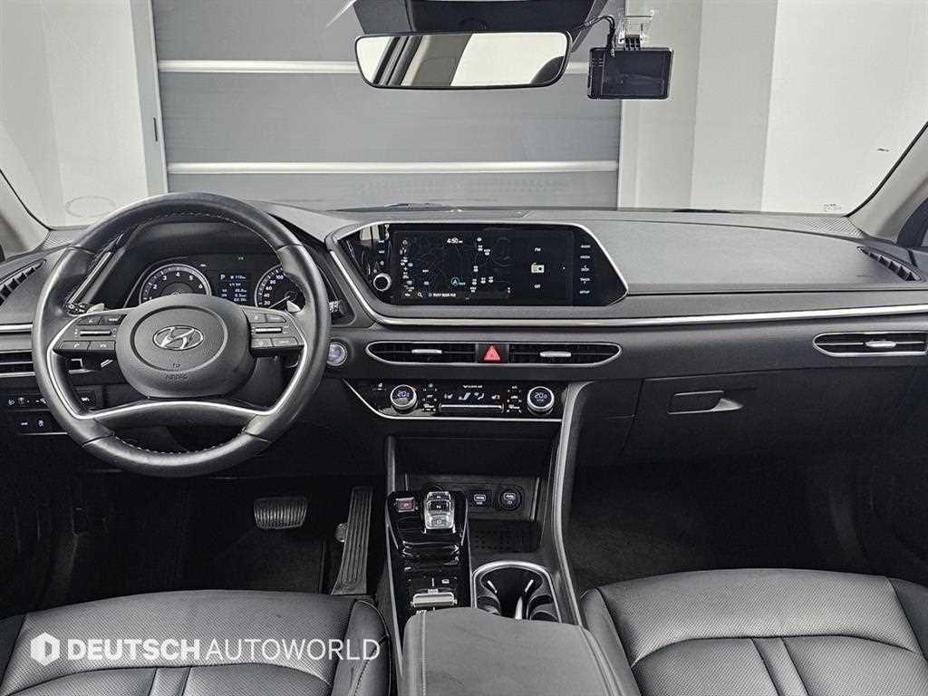 HYUNDAI Sonata - Vista 7