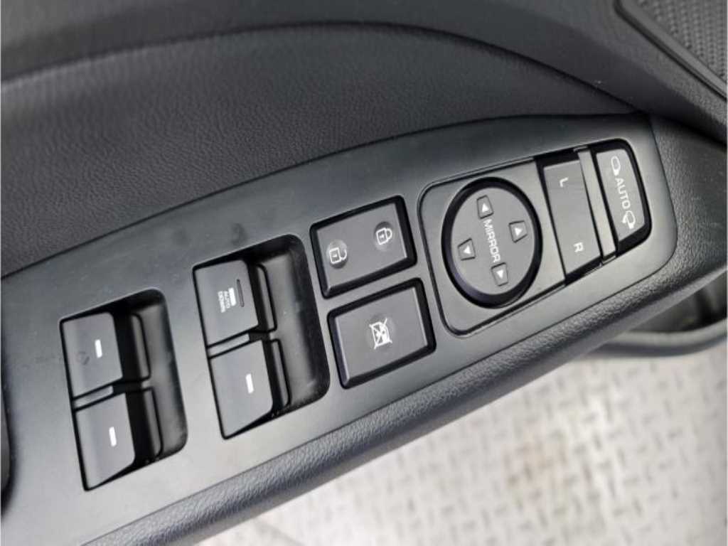 HYUNDAI Avante 2018 - Importación desde Corea - HF Imports Iquique - Foto 14