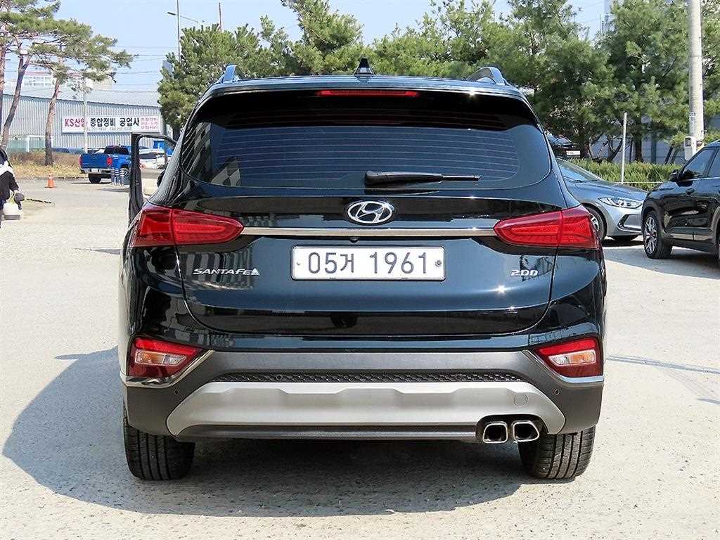 HYUNDAI Santa Fe - Vista 4