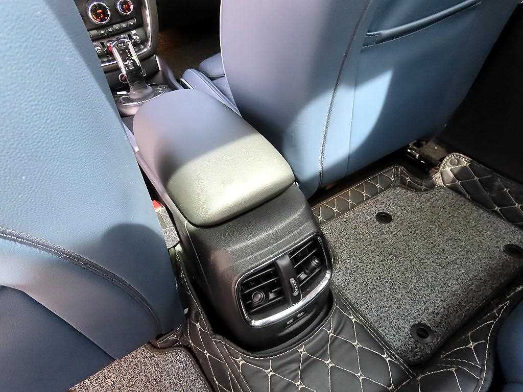 Mini Clubman 2023 Gris - Importación desde Corea - HF Imports Iquique - Foto 16