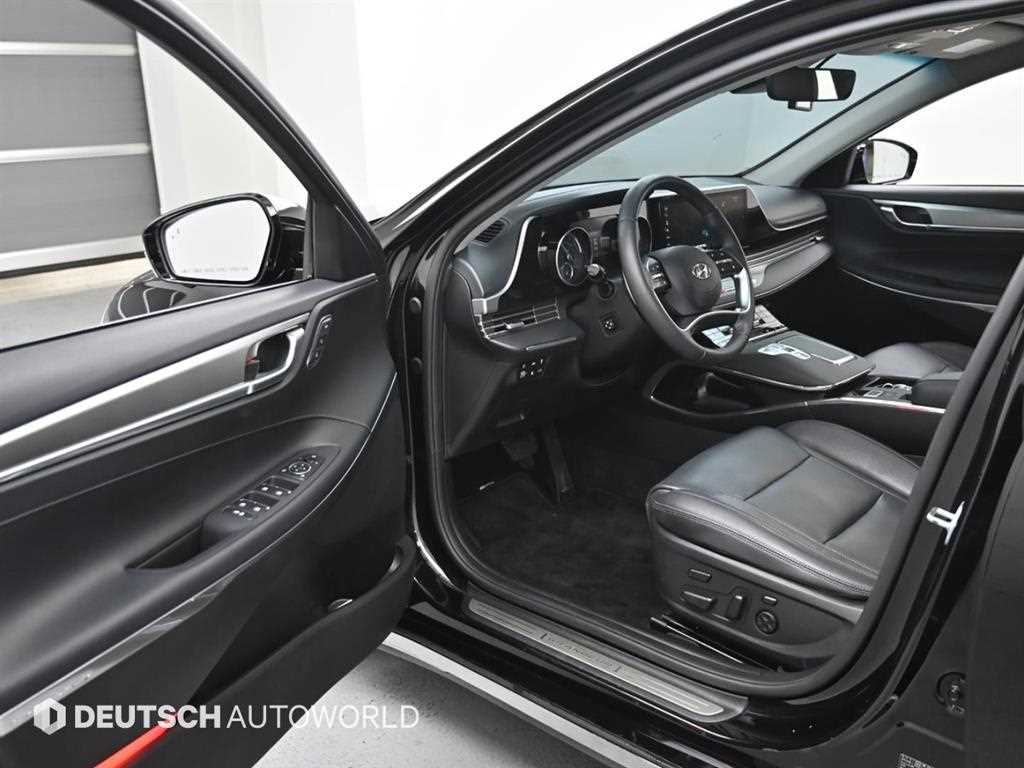 HYUNDAI Grandeur - Vista 11