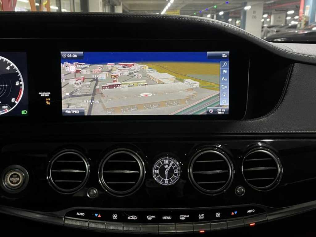 Mercedes Benz S Class - Vista 10