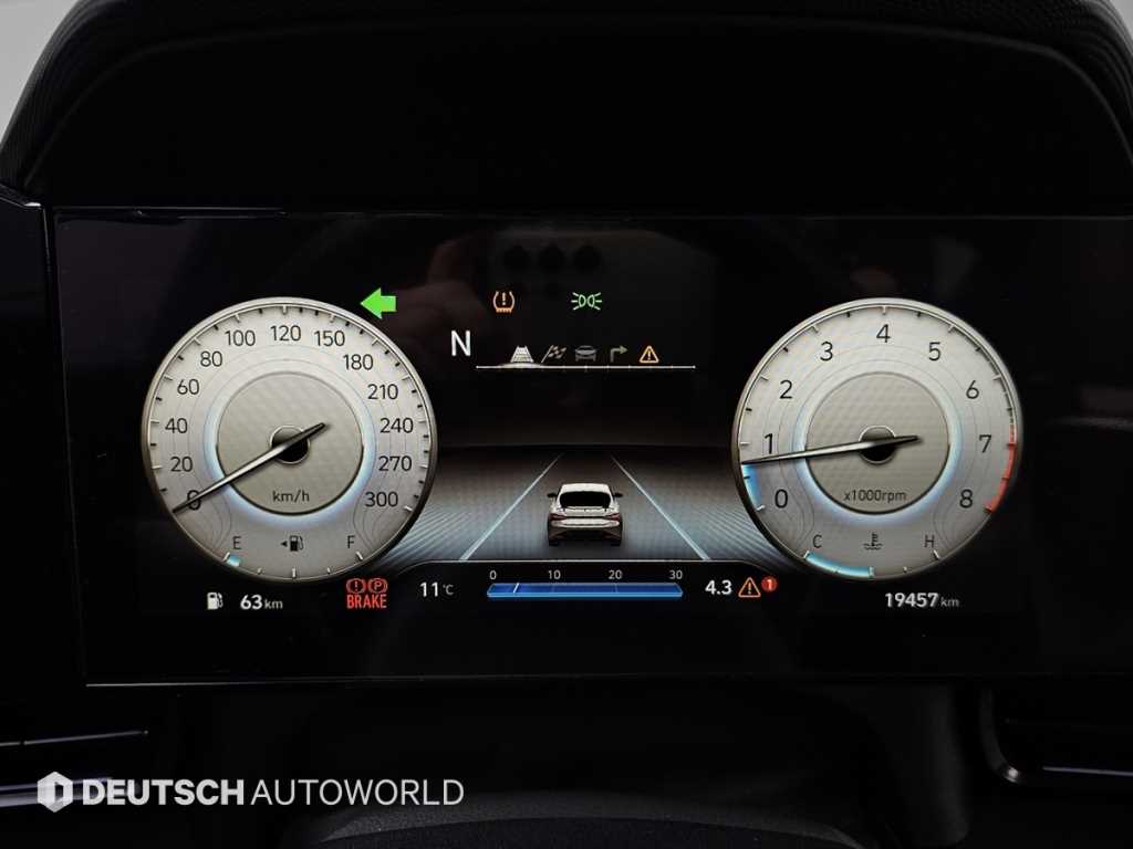 HYUNDAI Avante - Vista 8