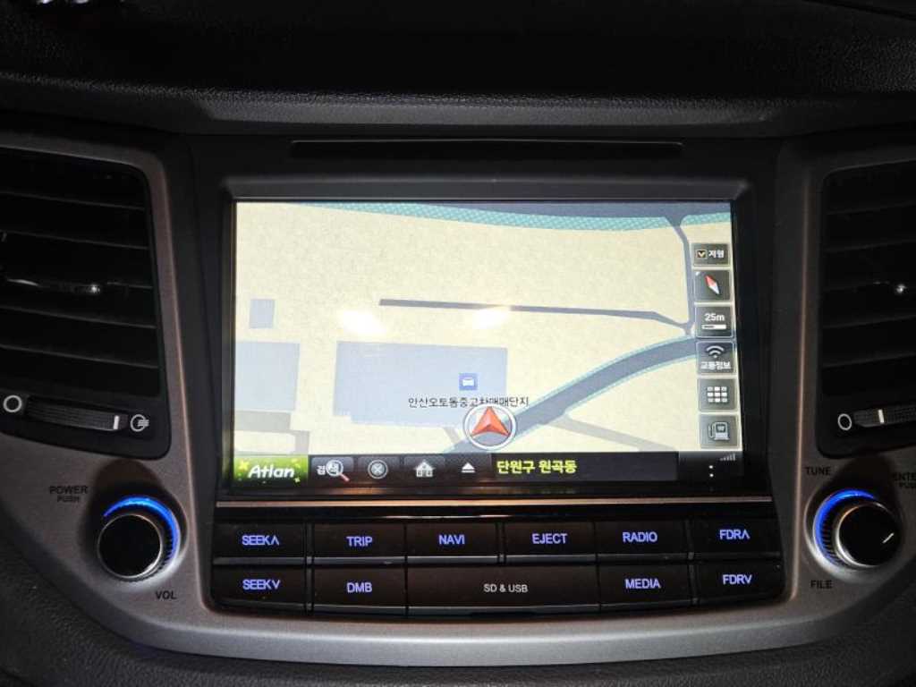 HYUNDAI Tucson - Vista 8