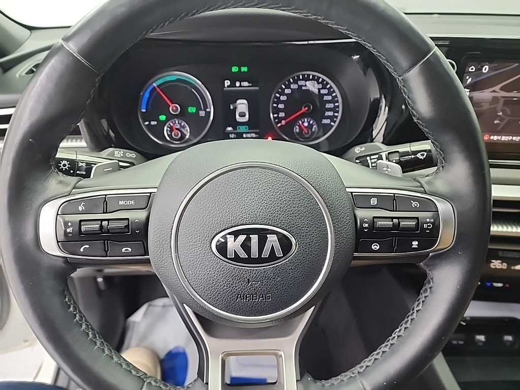KIA K5 - Vista 9