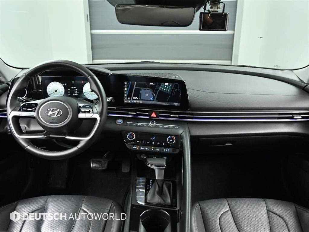 HYUNDAI Avante - Vista 8