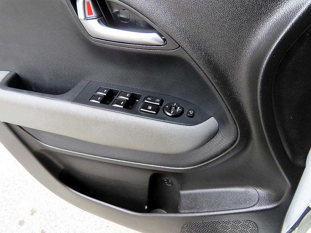 KIA Ray 2022 Blanco - Importación desde Corea - HF Imports Iquique - Foto 13