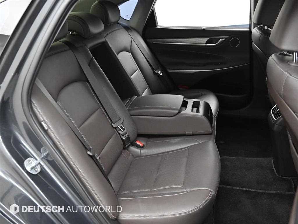 HYUNDAI Grandeur - Vista 12