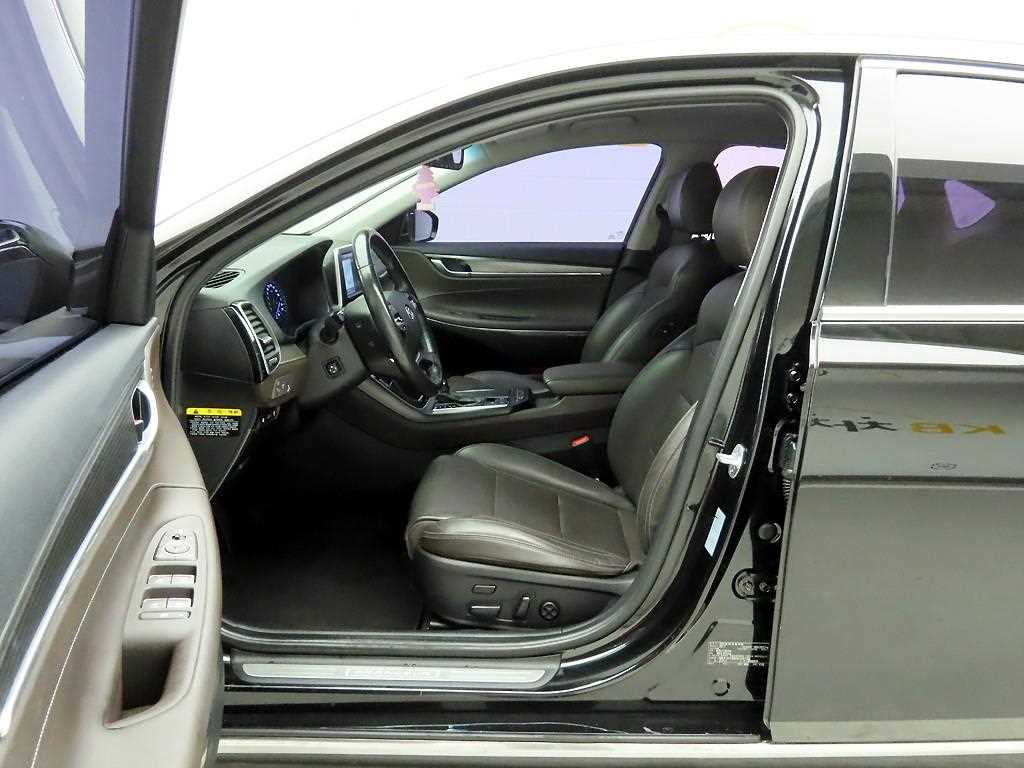 HYUNDAI Grandeur - Vista 12