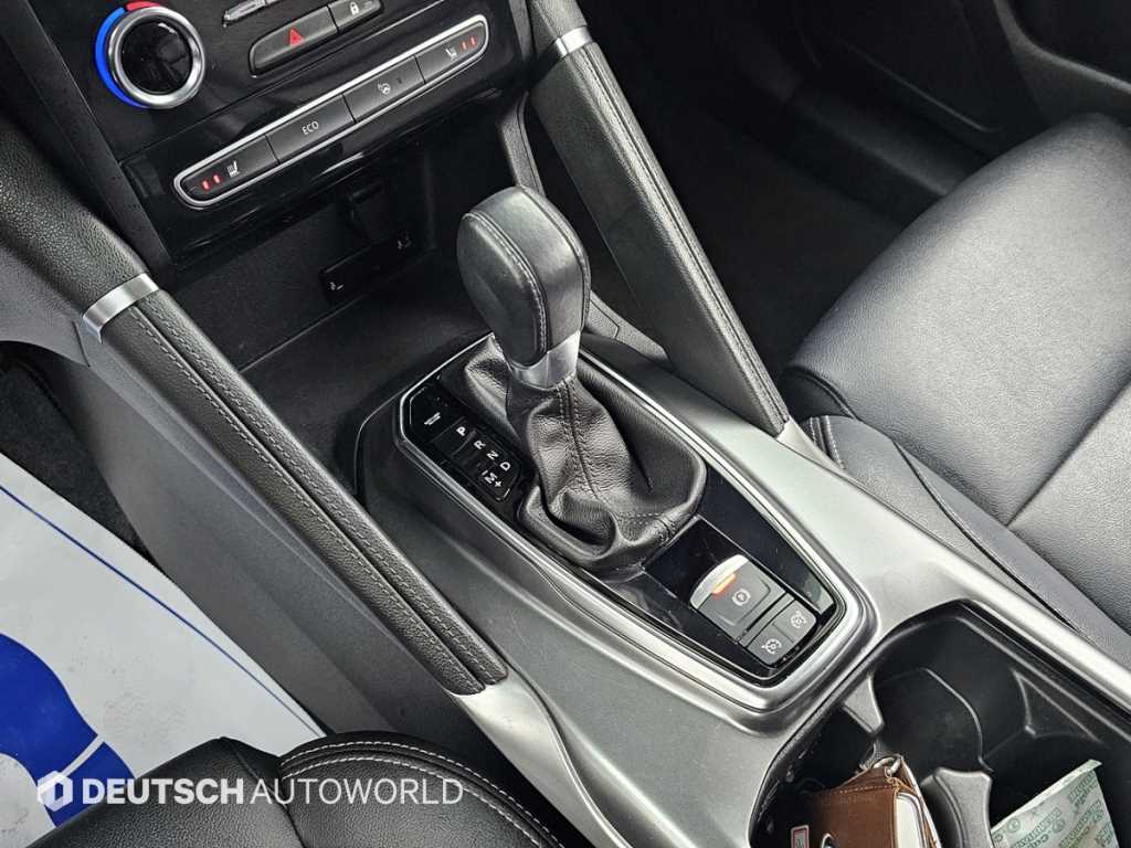 SAMSUNG QM6 - Vista 9