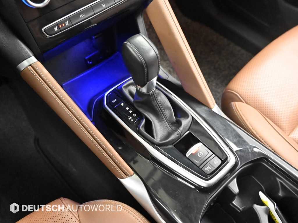 SAMSUNG QM6 - Vista 9