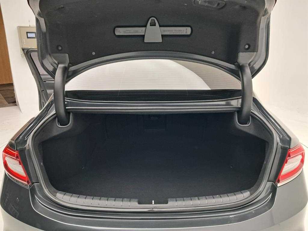 HYUNDAI Grandeur 2018 Gris - Importación desde Corea - HF Imports Iquique - Foto 18