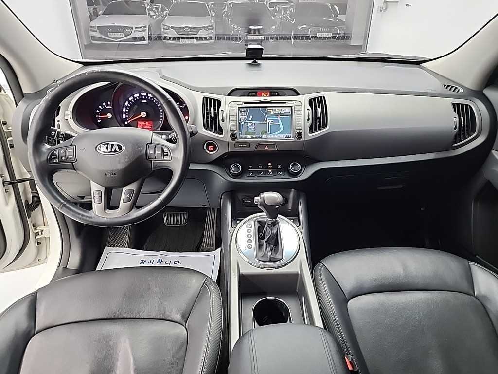 KIA Sportage - Vista 8