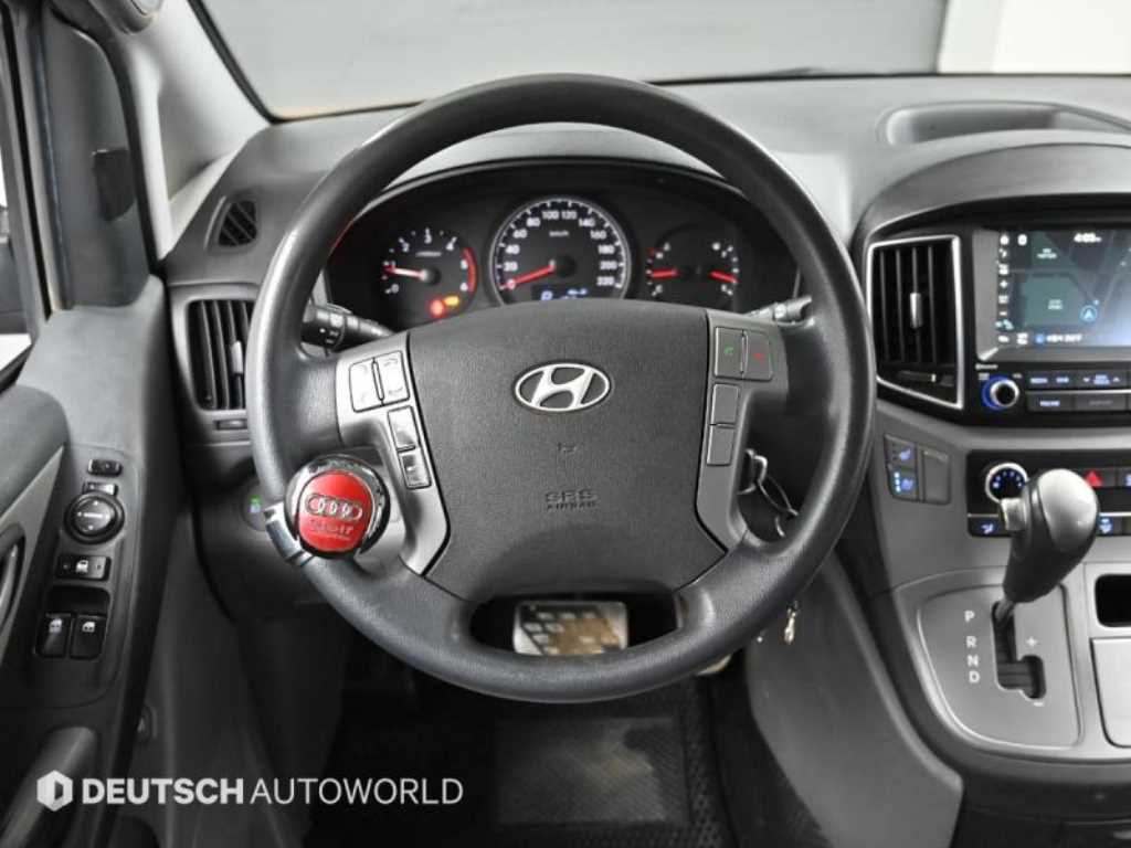 HYUNDAI Starex 2017 Plateado - Importación desde Corea - HF Imports Iquique - Foto 13