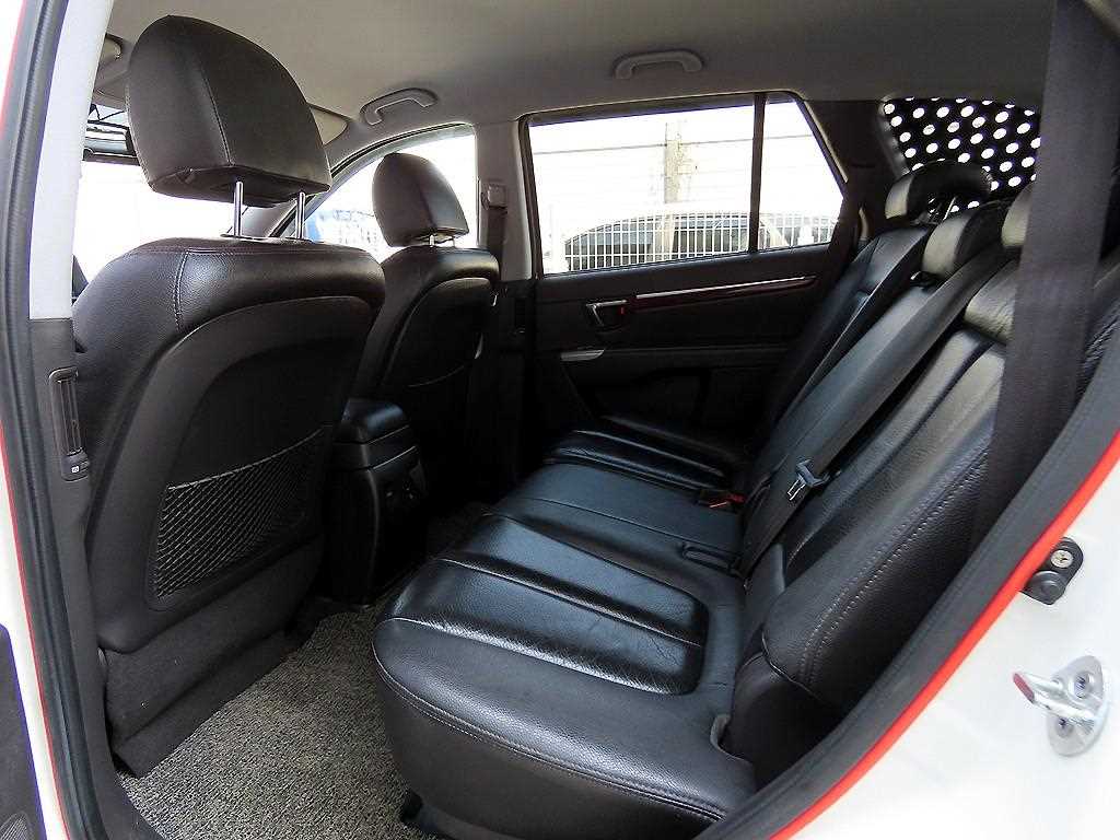 HYUNDAI Santa Fe - Vista 6