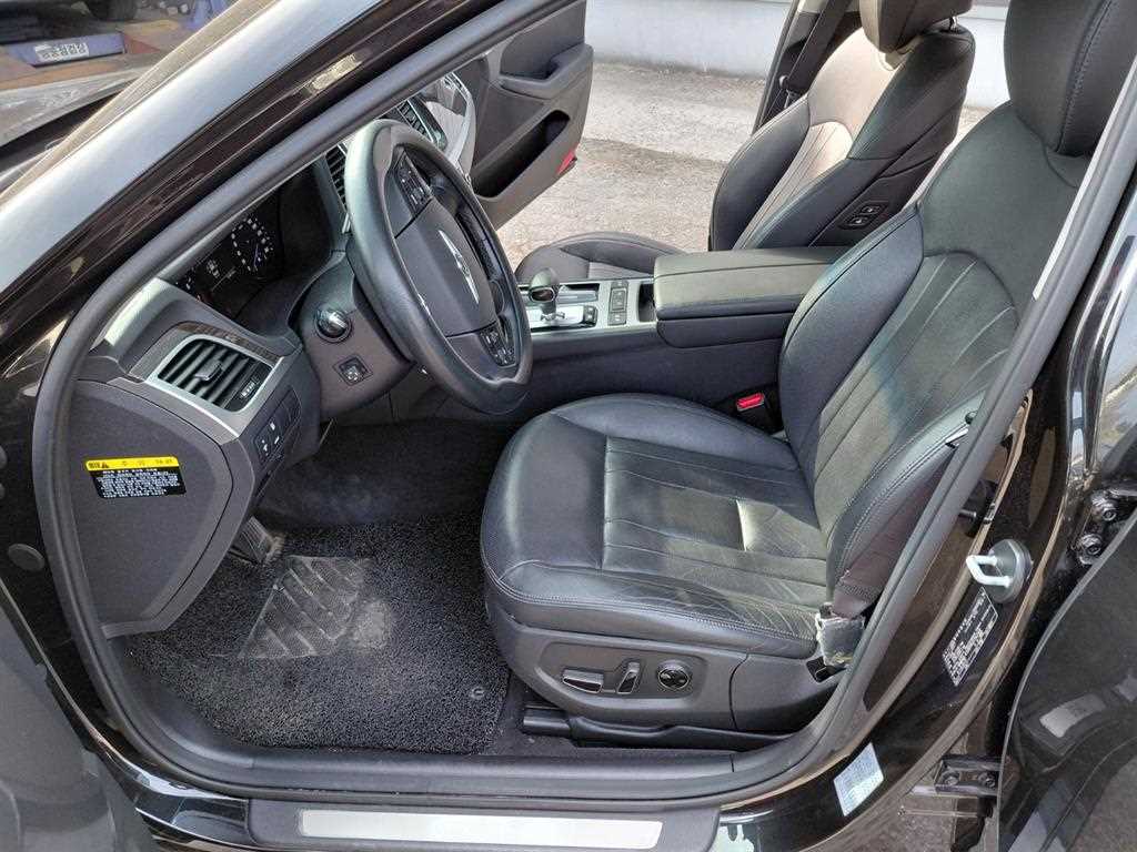 Genesis G80 - Vista 8