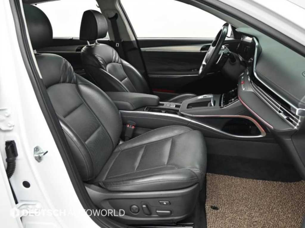 HYUNDAI Grandeur - Vista 12