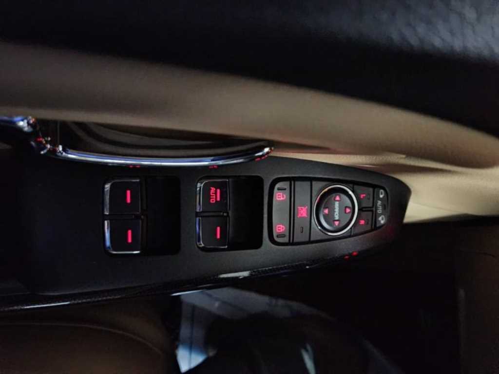 KIA Carnival 2018 Blanco - Importación desde Corea - HF Imports Iquique - Foto 15