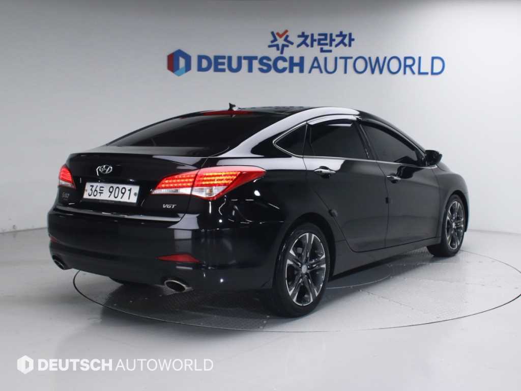 HYUNDAI i40 - Vista 2