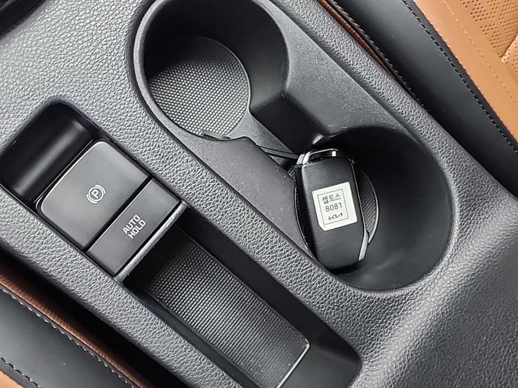 KIA Seltos 2023 Amarillo - Importación desde Corea - HF Imports Iquique - Foto 17