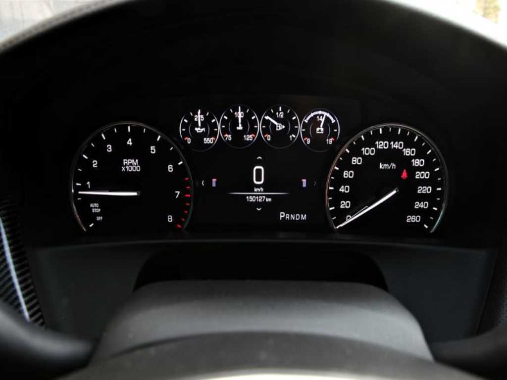 Cadillac CT6 - Vista 8