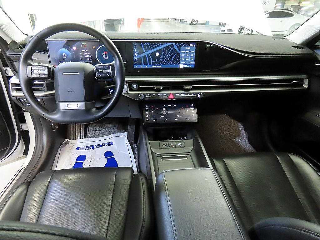 HYUNDAI Grandeur - Vista 10