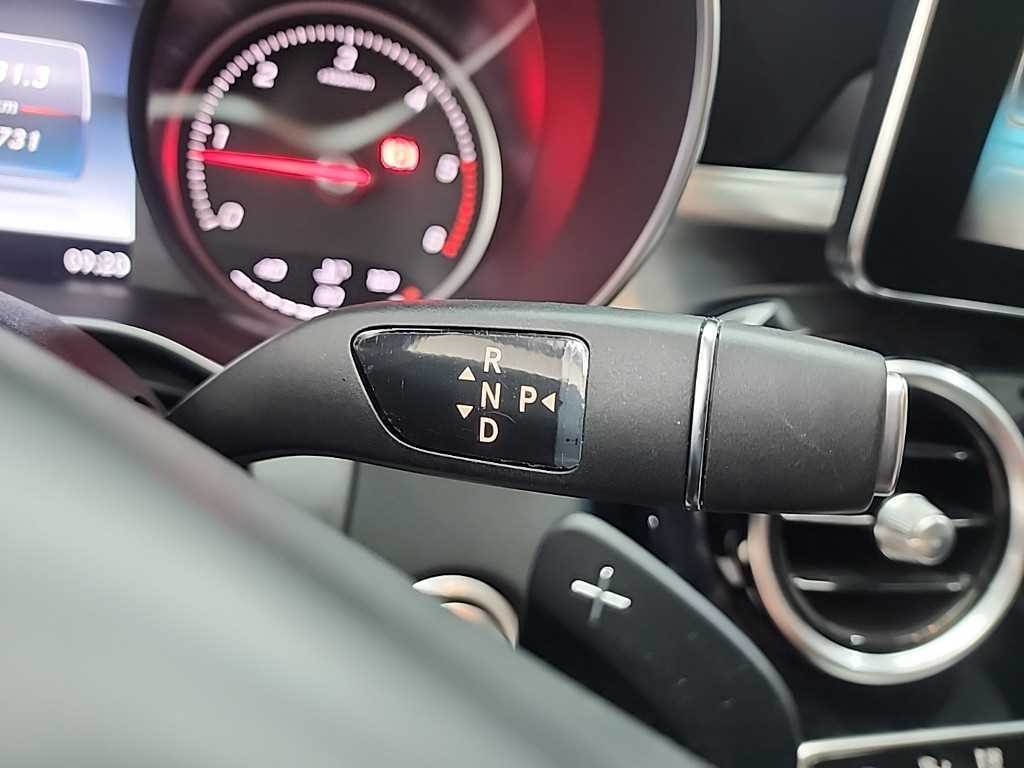 Mercedes Benz C Class - Vista 8