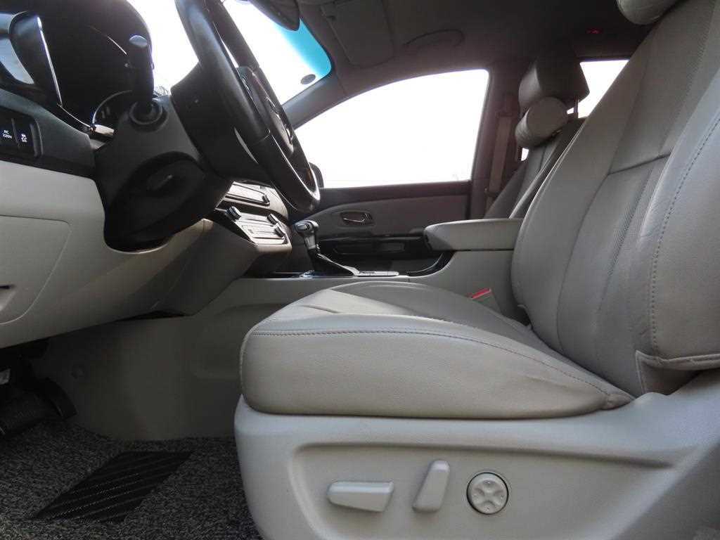 KIA Carnival 2019 Negro - Importación desde Corea - HF Imports Iquique - Foto 15