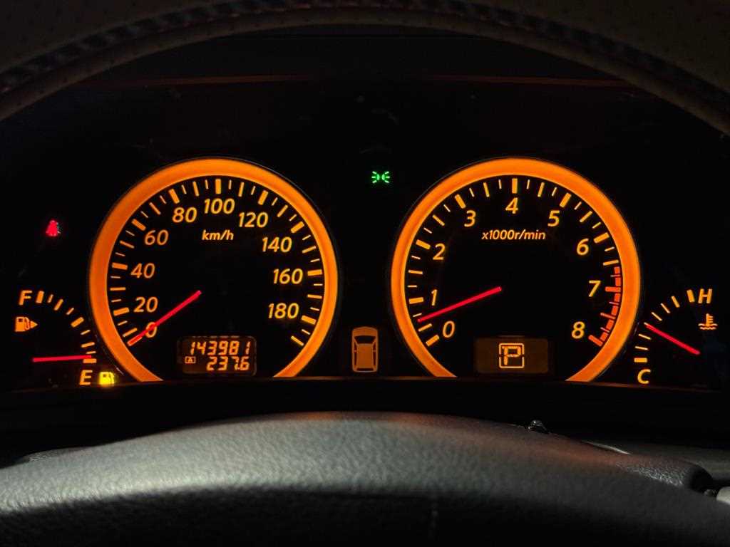 Nissan Elgrand - Vista 8