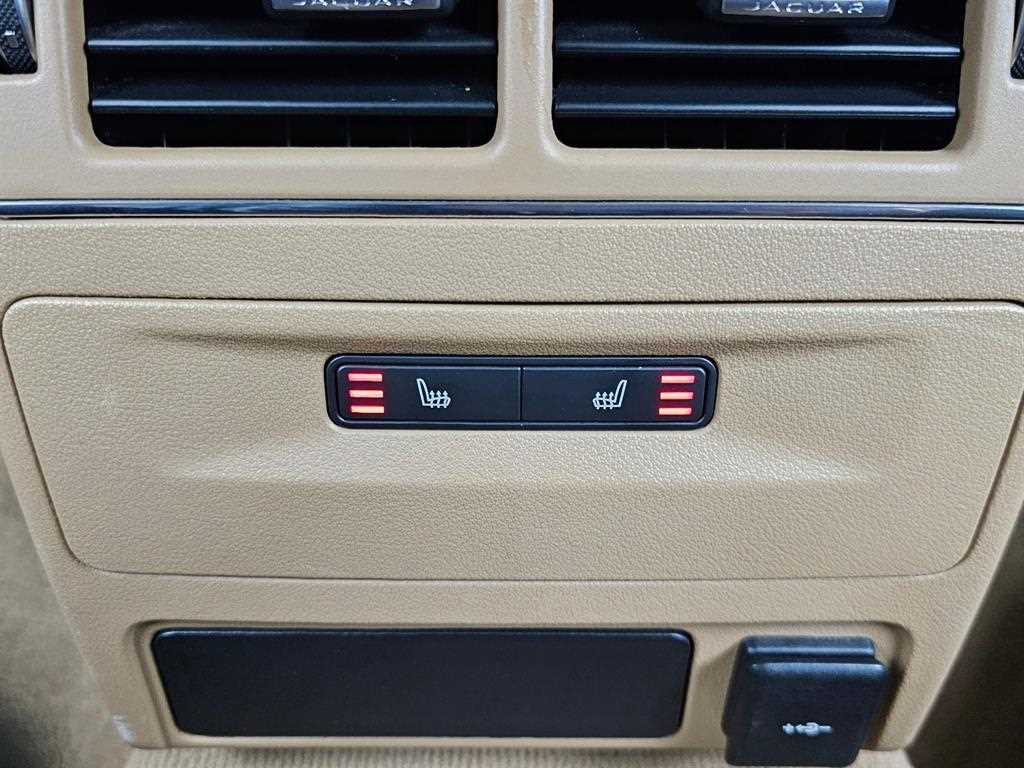 Jaguar XF 2022 Negro - Importación desde Corea - HF Imports Iquique - Foto 16