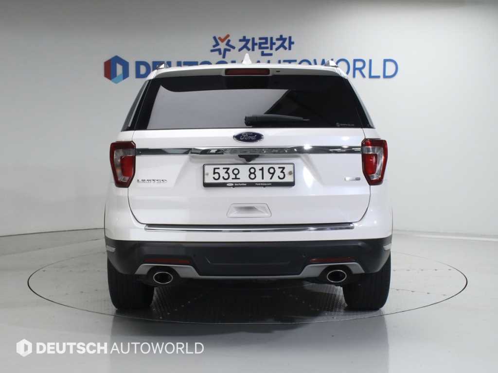 Ford Explorer - Vista 4