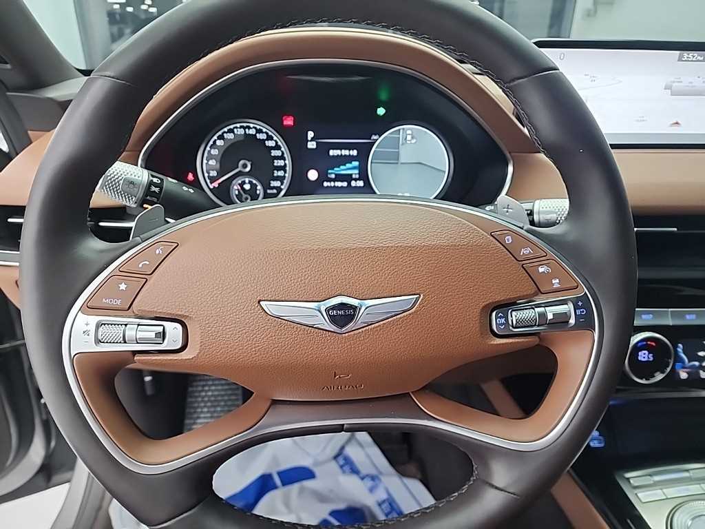 Genesis G80 - Vista 9
