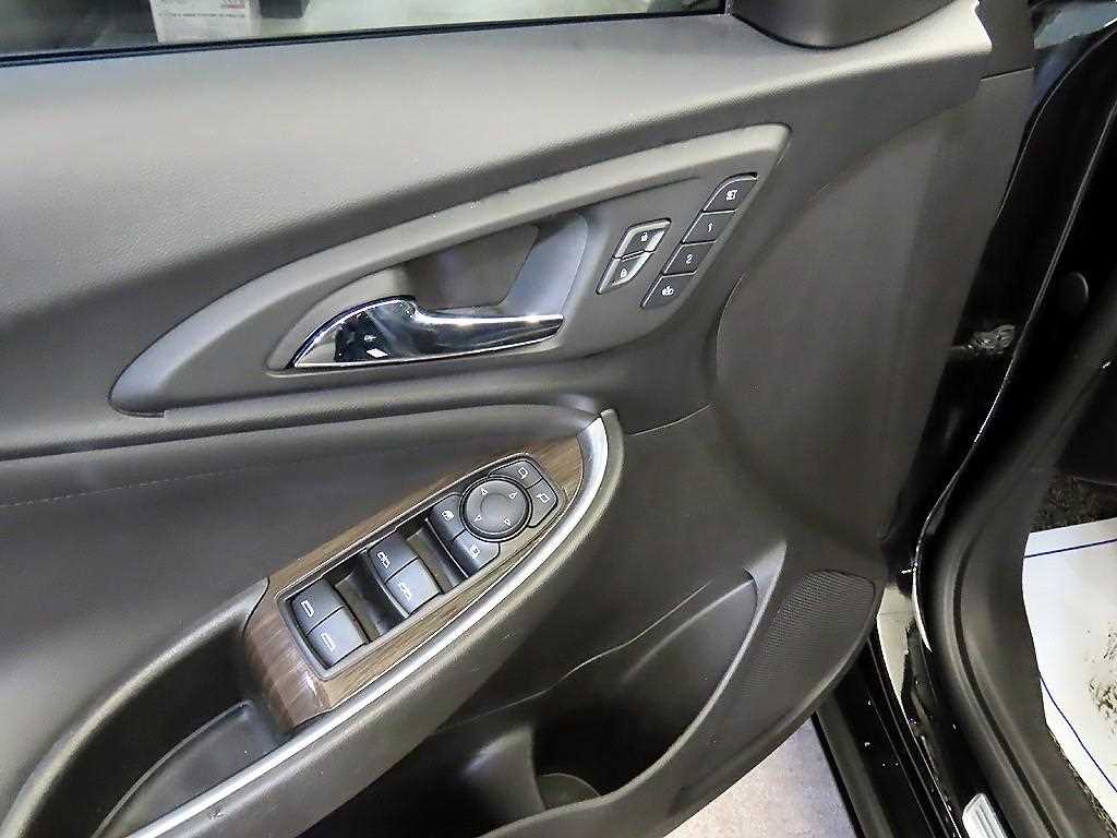 Chevrolet Malibu 2018 Negro - Importación desde Corea - HF Imports Iquique - Foto 18