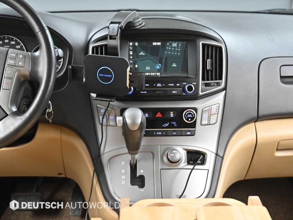 HYUNDAI Starex 2018 Blanco - Importación desde Corea - HF Imports Iquique - Foto 14