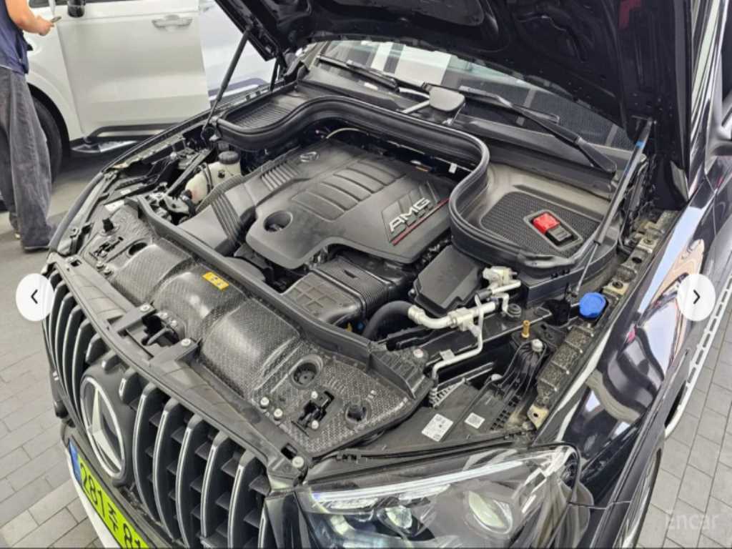 Mercedes Benz GLE Class - Vista 6