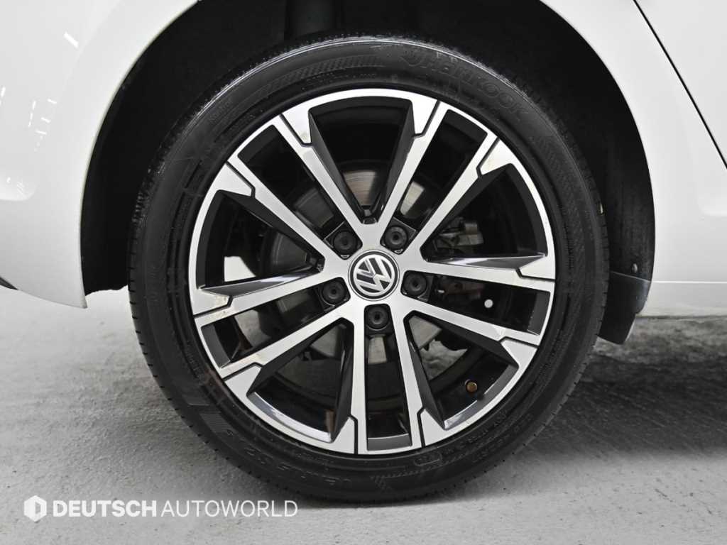 Volkswagen Golf - Vista 5