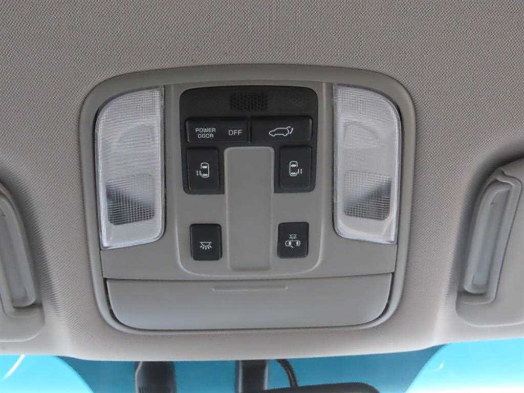 KIA Carnival 2019 Negro - Importación desde Corea - HF Imports Iquique - Foto 18