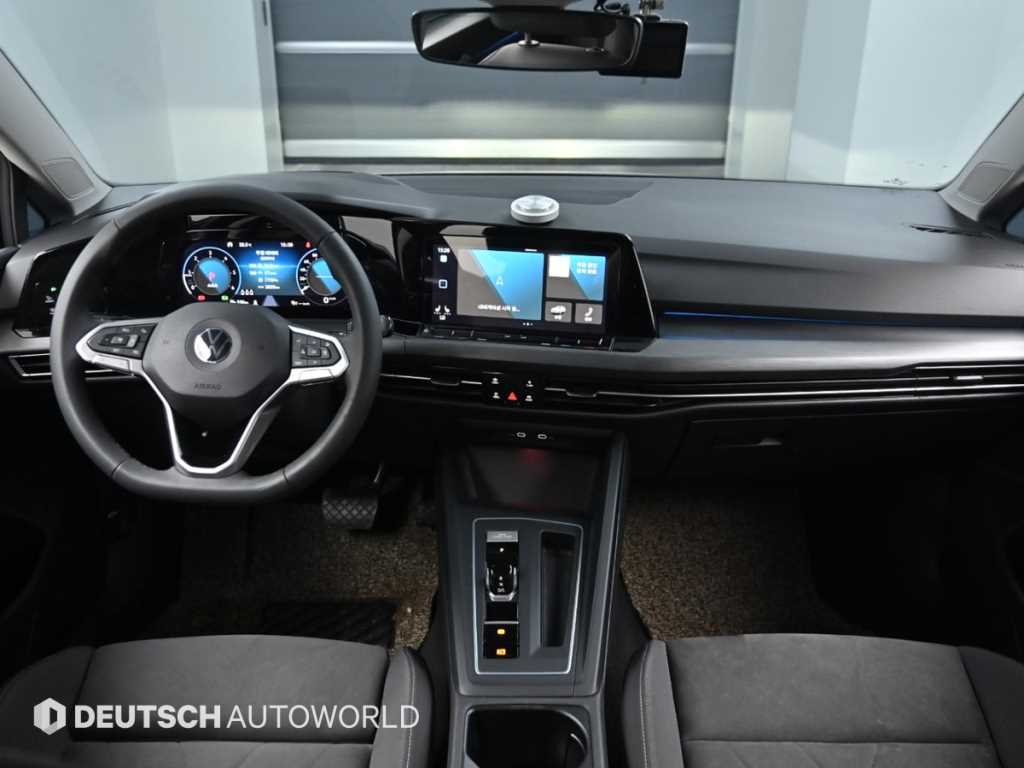 Volkswagen Golf - Vista 7