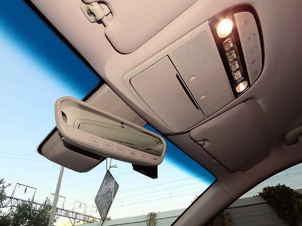 Genesis G90 2019 Negro - Importación desde Corea - HF Imports Iquique - Foto 16