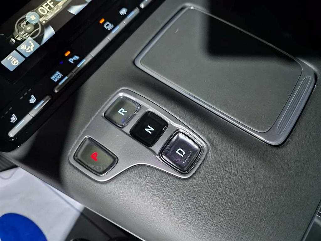 HYUNDAI Grandeur - Vista 11