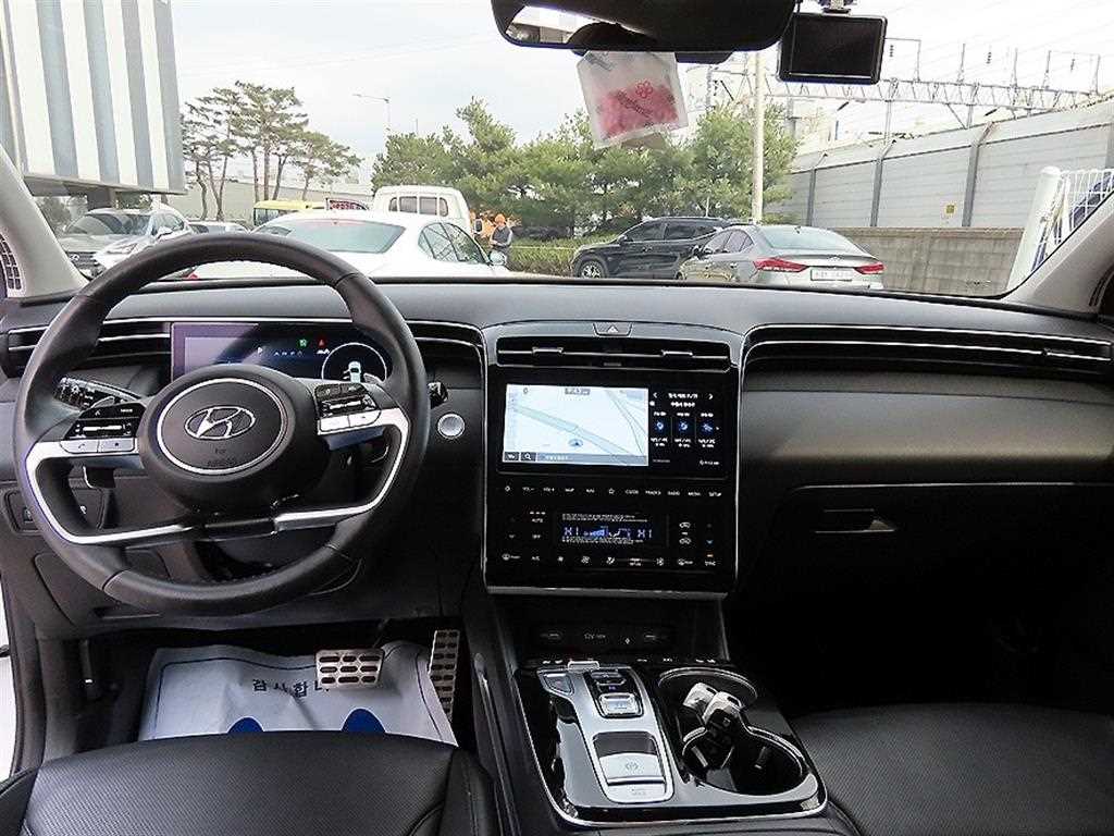 HYUNDAI Tucson - Vista 7