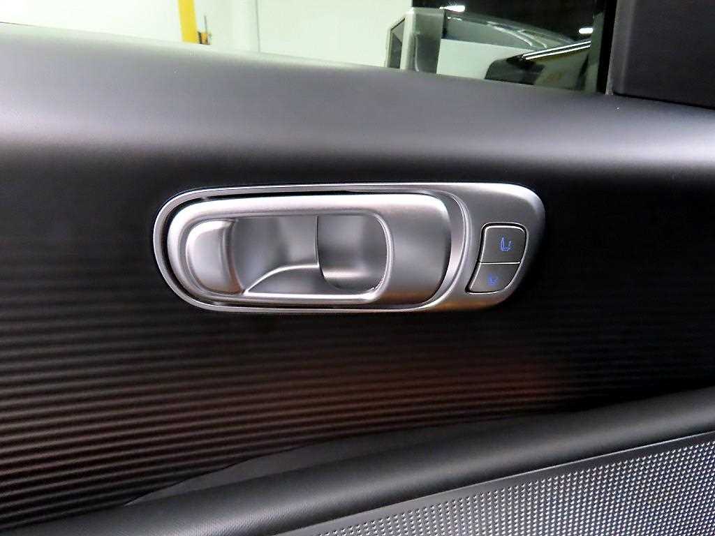 HYUNDAI Ioniq 6 - Vista 11