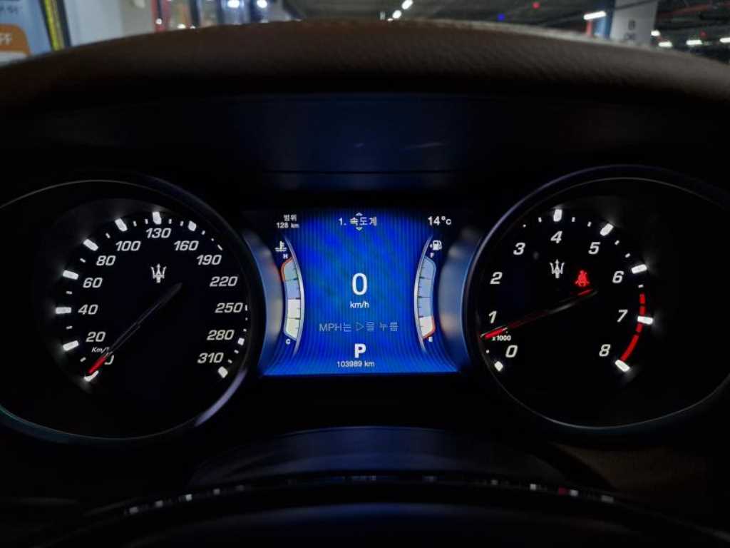 Maserati Ghibli - Vista 9