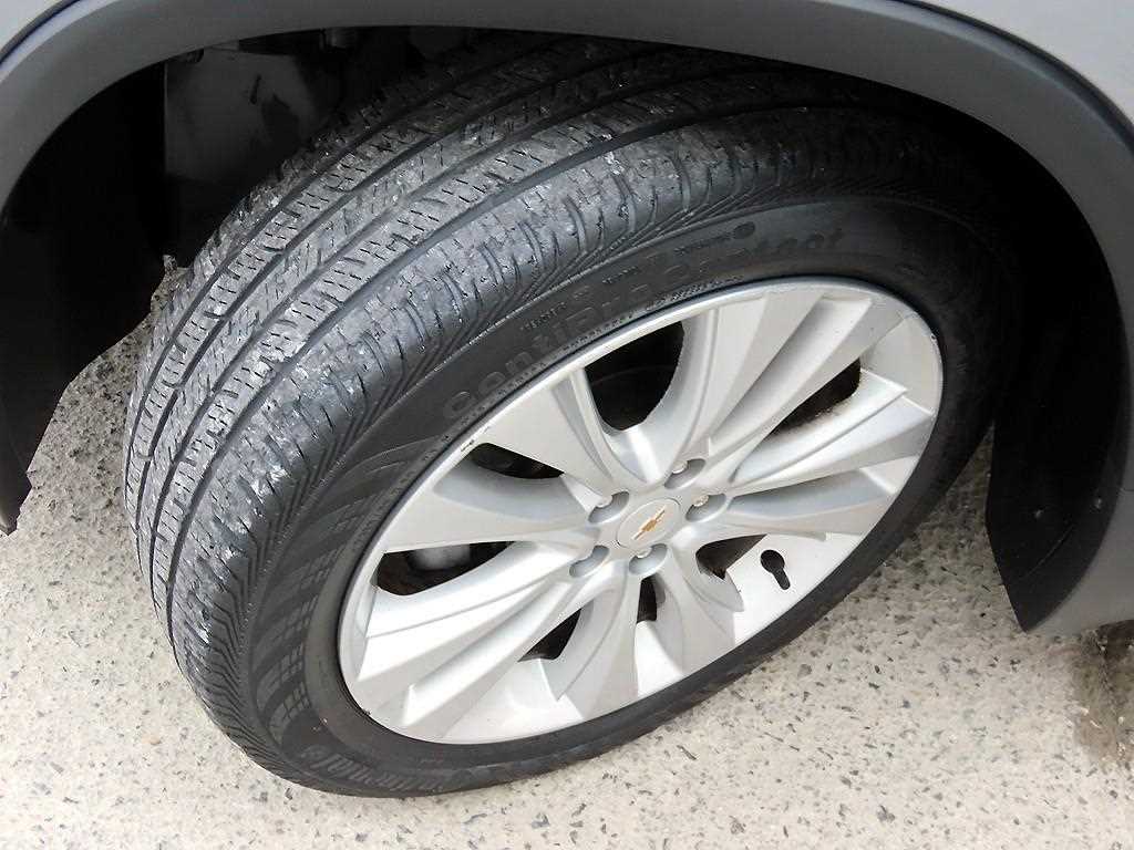 Chevrolet Trax 2019 Gris - Importación desde Corea - HF Imports Iquique - Foto 18