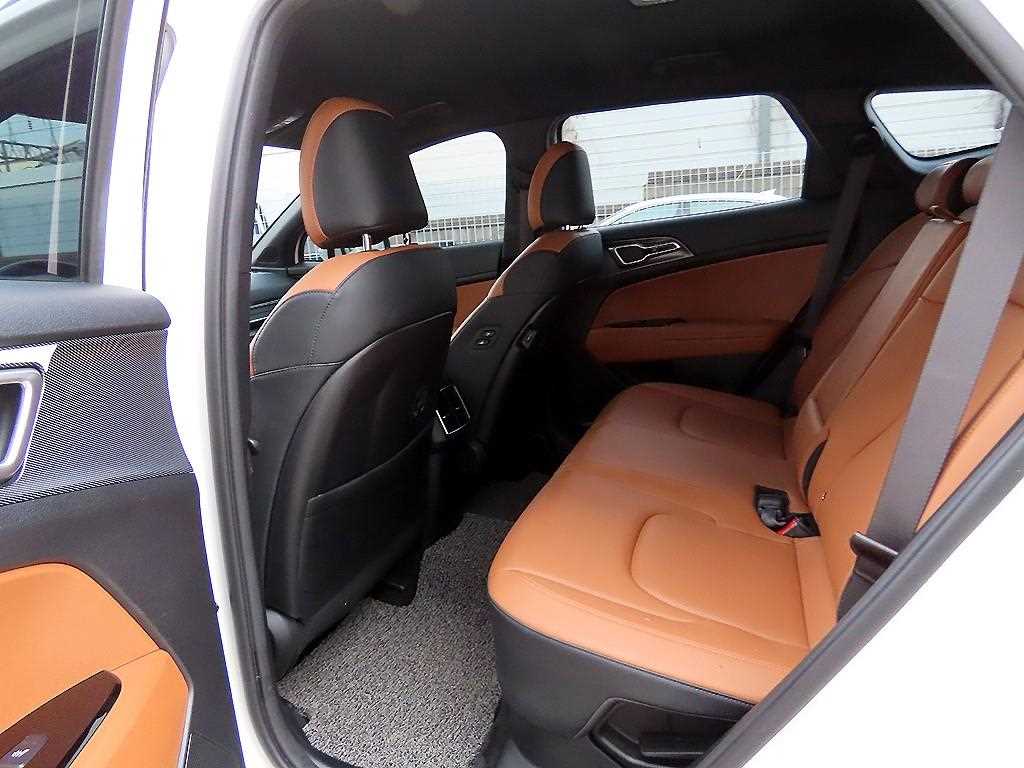 KIA Sportage - Vista 6