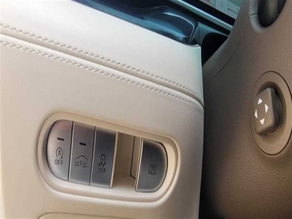 Genesis G90 2022 Verde - Importación desde Corea - HF Imports Iquique - Foto 14