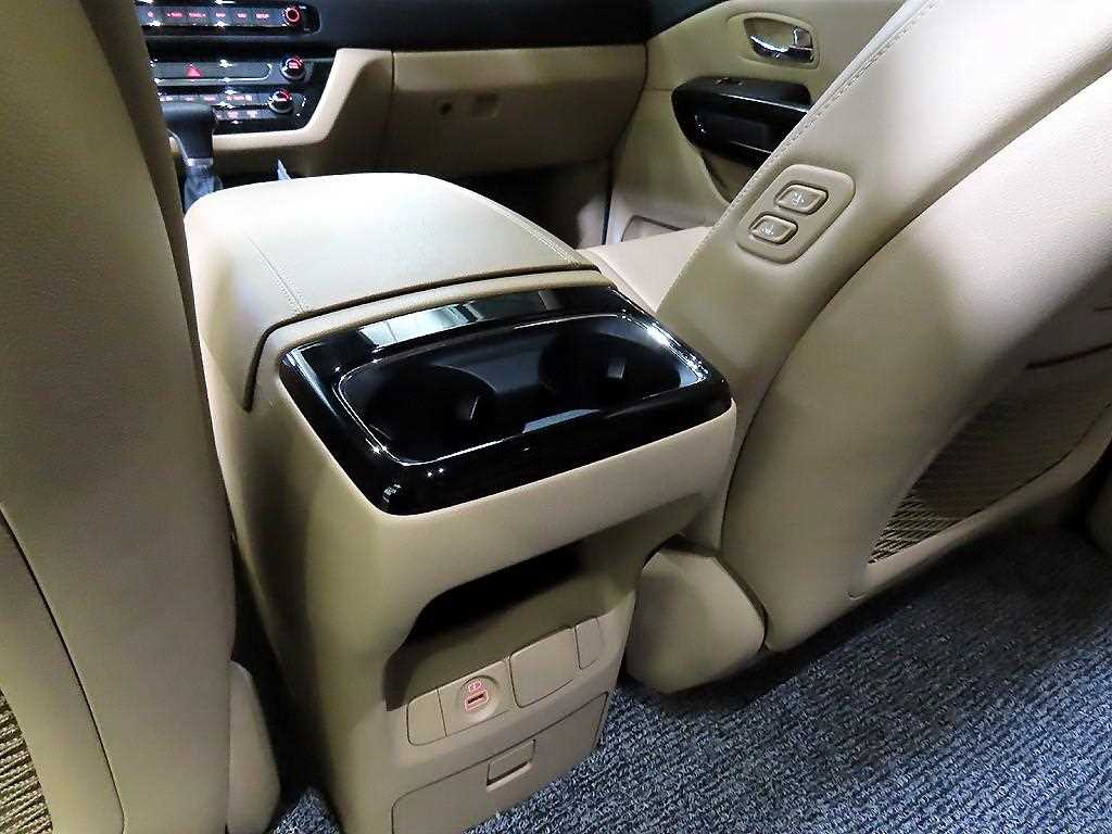 KIA Carnival 2020 Blanco - Importación desde Corea - HF Imports Iquique - Foto 14