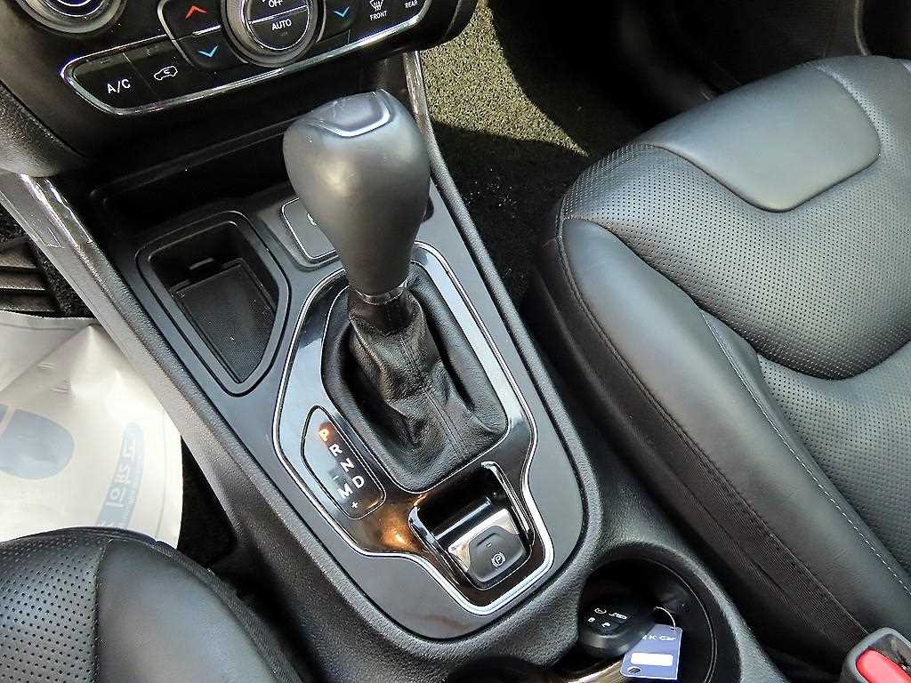 Jeep Cherokee - Vista 10