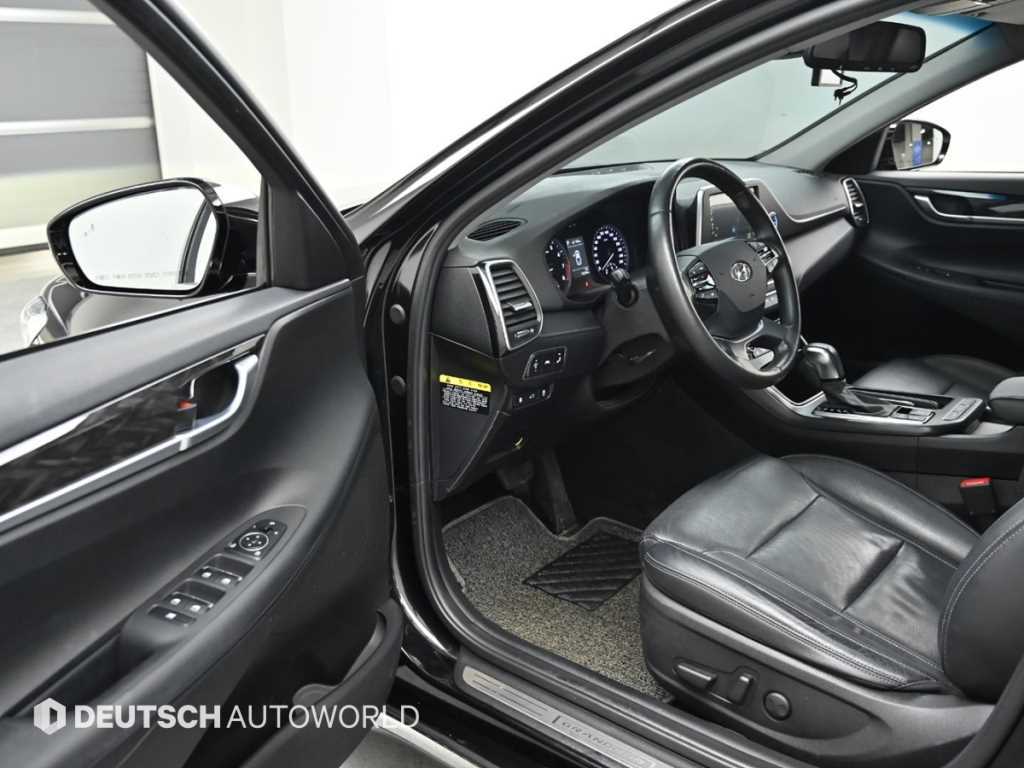 HYUNDAI Grandeur - Vista 11